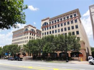 Pershing Park Plaza office space